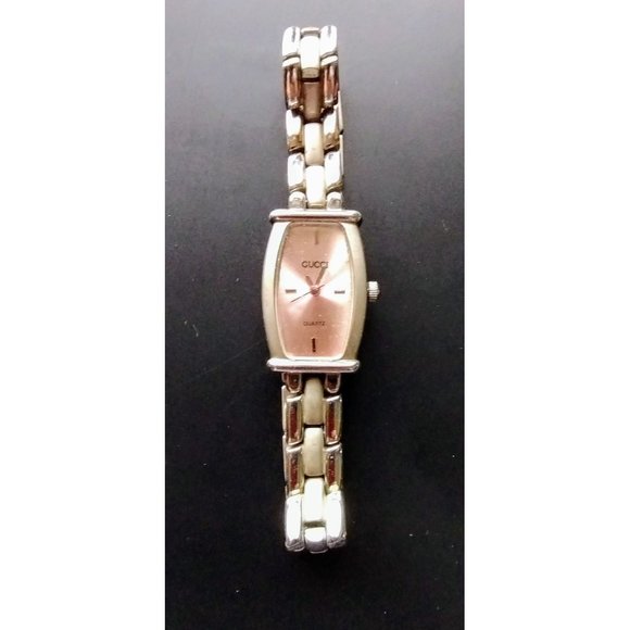 GUCCI Quartz Women's Watch Vintage Pink Face Silver Tone - Picture 1 of 8